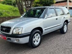 CHEVROLET BLAZER 2.4 MPFI ADVANTAGE 4X2 8V FLEX 4P MANUAL 2005/2005 ELY AUTOMÓVEIS LAJEADO / Carros no Vale