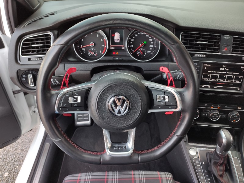 VOLKSWAGEN GOLF GTI 2.0 TSI 220CV AUT. 2017/2017 ROSAUTO VEÍCULOS VENÂNCIO AIRES / Carros no Vale