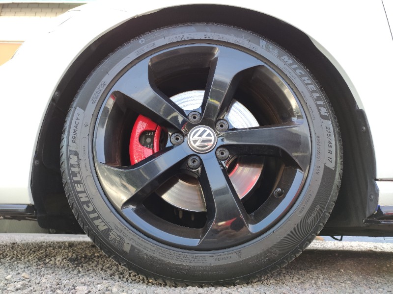 VOLKSWAGEN GOLF GTI 2.0 TSI 220CV AUT. 2017/2017 ROSAUTO VEÍCULOS VENÂNCIO AIRES / Carros no Vale