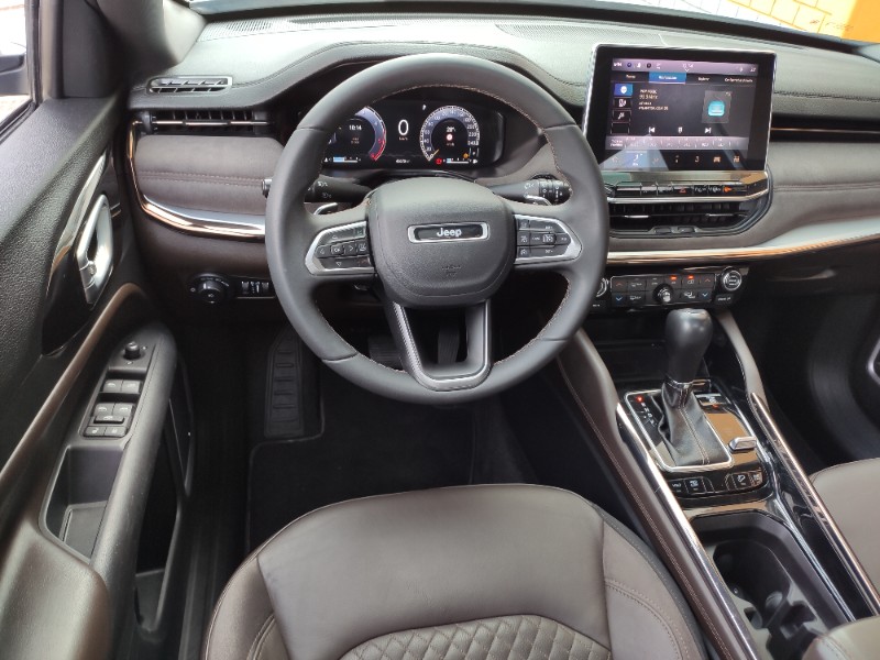 JEEP COMMANDER 2.0 OVERLAND TD380 4X4 TURBO 2022/2022 ROSAUTO VEÍCULOS VENÂNCIO AIRES / Carros no Vale