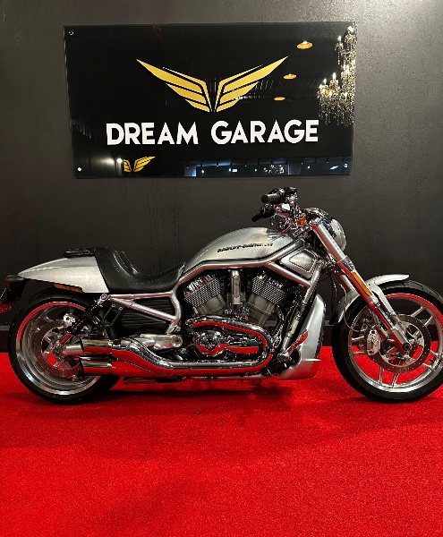 HARLEY DAVIDSON V-ROD 2012/2012 EXCLUSIVO VEÍCULOS SANTA CRUZ DO SUL / Carros no Vale