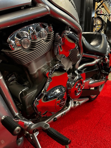 HARLEY DAVIDSON V-ROD 2012/2012 EXCLUSIVO VEÍCULOS SANTA CRUZ DO SUL / Carros no Vale