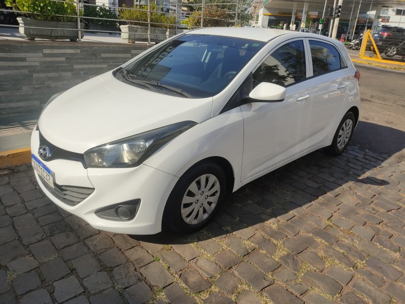 HYUNDAI HB20 1.0 2013/2014 ALTERNATIVA VEÍCULOS LAJEADO / Carros no Vale