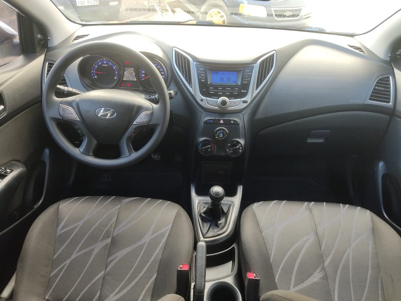 HYUNDAI HB20 1.0 2013/2014 ALTERNATIVA VEÍCULOS LAJEADO / Carros no Vale