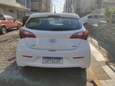 HYUNDAI HB20 1.0 2013/2014 ALTERNATIVA VEÍCULOS LAJEADO / Carros no Vale
