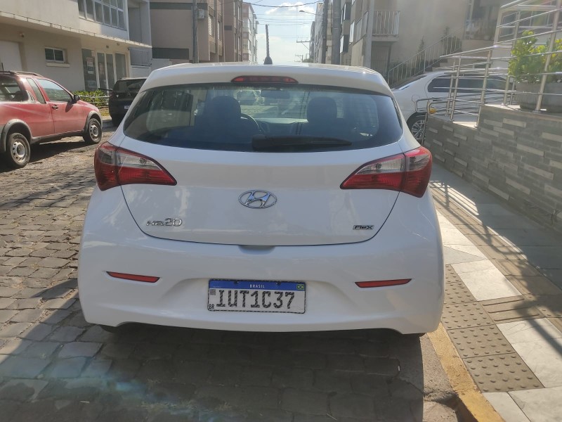 HYUNDAI HB20 1.0 2013/2014 ALTERNATIVA VEÍCULOS LAJEADO / Carros no Vale