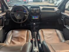 RENAULT DUSTER DYNAMIQUE 1.6 FLEX 16V MEC. 2015/2016 RICARDO VEÍCULOS TEUTÔNIA / Carros no Vale
