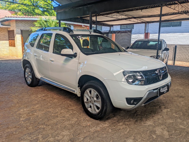 RENAULT DUSTER DYNAMIQUE 1.6 FLEX 16V MEC. 2015/2016 RICARDO VEÍCULOS TEUTÔNIA / Carros no Vale