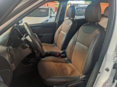 RENAULT DUSTER DYNAMIQUE 1.6 FLEX 16V MEC. 2015/2016 RICARDO VEÍCULOS TEUTÔNIA / Carros no Vale
