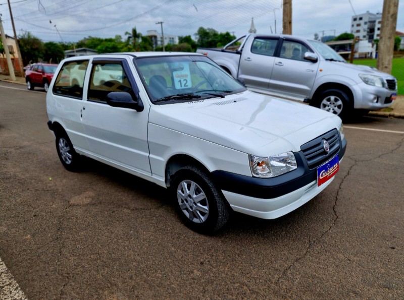 FIAT UNO MILLE 1.0 FIRE/ F.FLEX/ ECONOMY 2P 2011/2012 CRUZEIRO MULTIMARCAS CRUZEIRO DO SUL / Carros no Vale