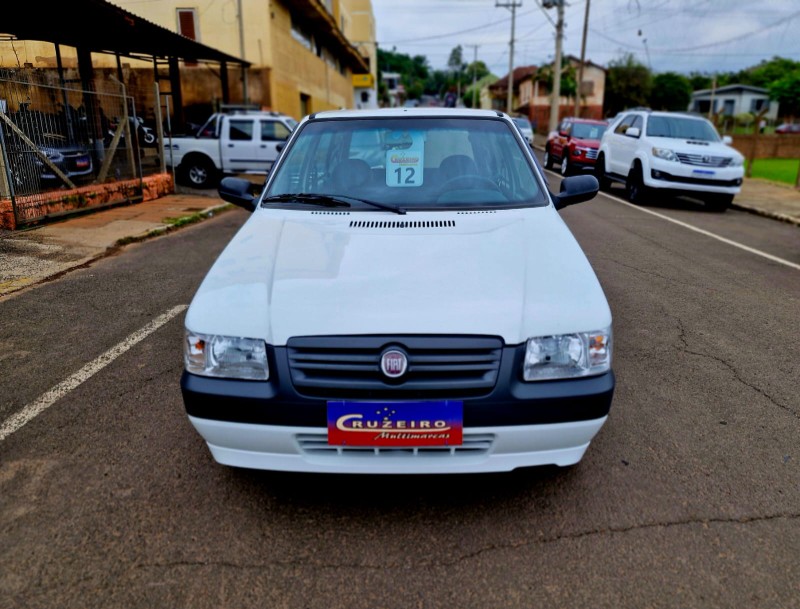 FIAT UNO MILLE 1.0 FIRE/ F.FLEX/ ECONOMY 2P 2011/2012 CRUZEIRO MULTIMARCAS CRUZEIRO DO SUL / Carros no Vale