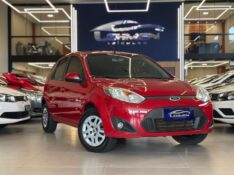 FORD FIESTA 1.0 8V /2014 LEHMEN VEÍCULOS VENÂNCIO AIRES / Carros no Vale