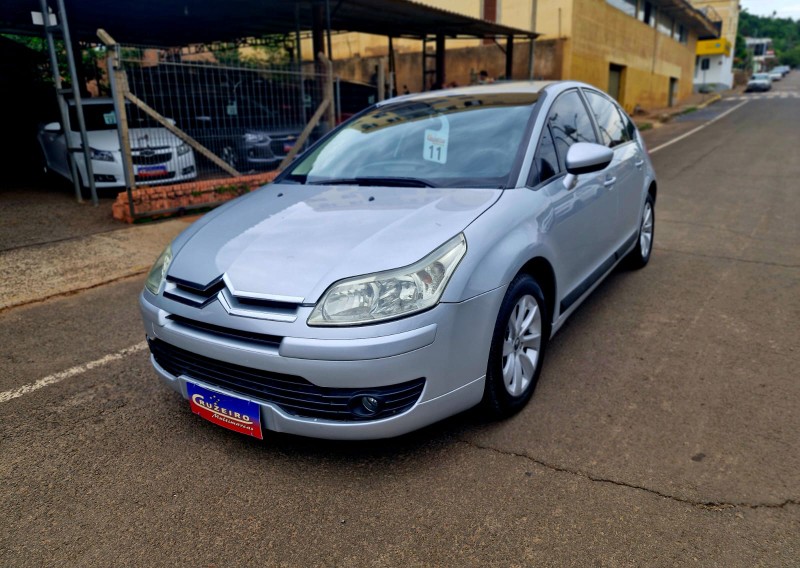 CITROEN C4 1.6 GLX 16V 2011/2011 CRUZEIRO MULTIMARCAS CRUZEIRO DO SUL / Carros no Vale