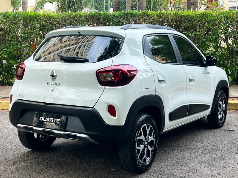 RENAULT KWID 1.0 OUTSIDER 2021/2022 DUARTE VEÍCULOS PORTO ALEGRE / Carros no Vale