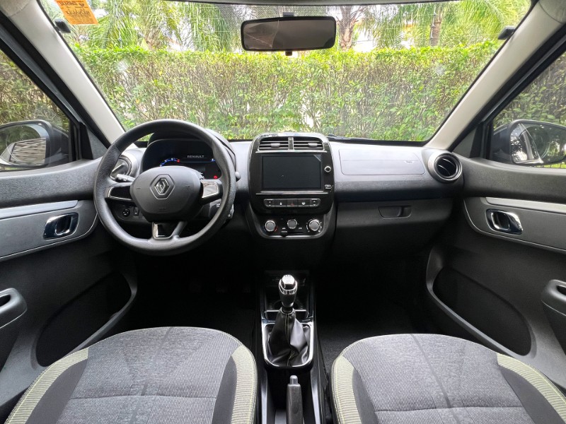 RENAULT KWID 1.0 OUTSIDER 2021/2022 DUARTE VEÍCULOS PORTO ALEGRE / Carros no Vale
