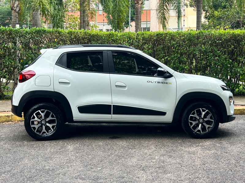 RENAULT KWID 1.0 OUTSIDER 2021/2022 DUARTE VEÍCULOS PORTO ALEGRE / Carros no Vale