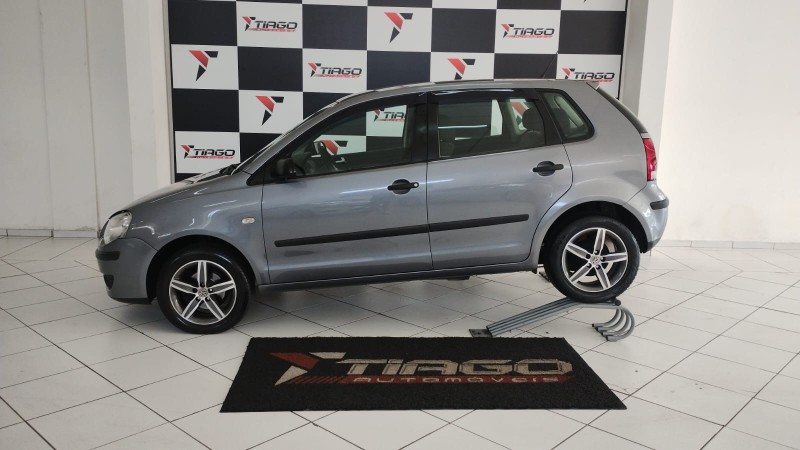 VOLKSWAGEN POLO HATCH 1.6 2008/2008 TIAGO AUTOMÓVEIS VENÂNCIO AIRES / Carros no Vale