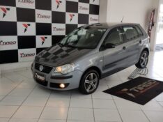 VOLKSWAGEN POLO HATCH 1.6 2008/2008 TIAGO AUTOMÓVEIS VENÂNCIO AIRES / Carros no Vale