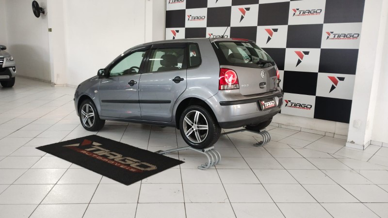 VOLKSWAGEN POLO HATCH 1.6 2008/2008 TIAGO AUTOMÓVEIS VENÂNCIO AIRES / Carros no Vale
