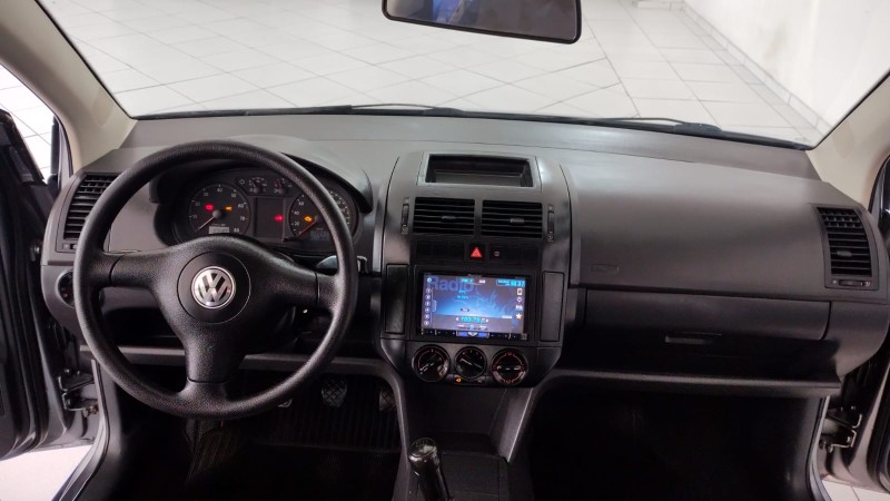 VOLKSWAGEN POLO HATCH 1.6 2008/2008 TIAGO AUTOMÓVEIS VENÂNCIO AIRES / Carros no Vale