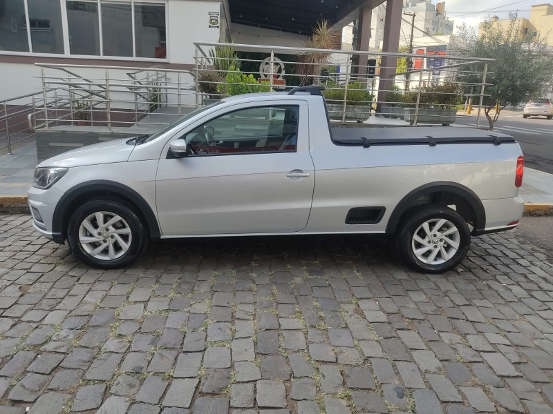 VOLKSWAGEN SAVEIRO CS TL 1.6 2022/2023 ALTERNATIVA VEÍCULOS LAJEADO / Carros no Vale
