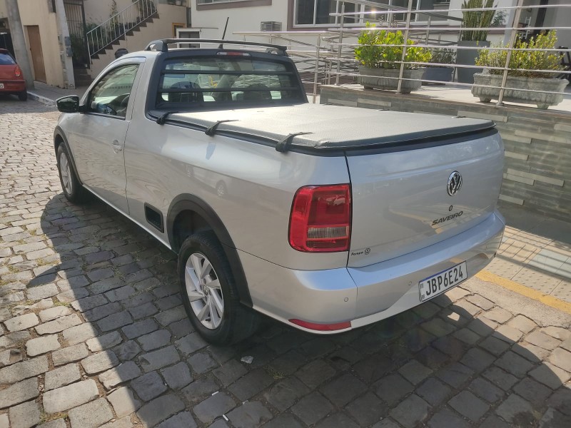 VOLKSWAGEN SAVEIRO CS TL 1.6 2022/2023 ALTERNATIVA VEÍCULOS LAJEADO / Carros no Vale
