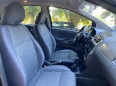 VOLKSWAGEN FOX 1.0 2012/2013 ESTAÇÃO DO CARRO ESTRELA / Carros no Vale