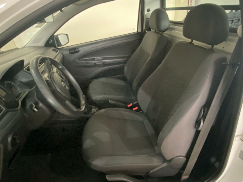 VOLKSWAGEN SAVEIRO 1.6 CS ROBUST 8V 2023/2023 TONHO AUTOMÓVEIS LAJEADO / Carros no Vale