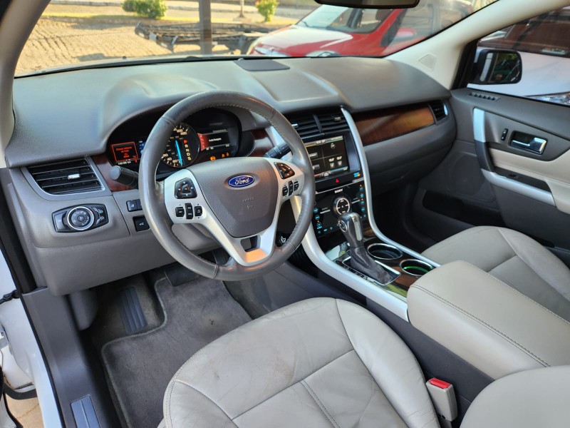 FORD EDGE LIMITED AWD 3.5 V6 2013/2013 TS VEÍCULOS ANTA GORDA / Carros no Vale