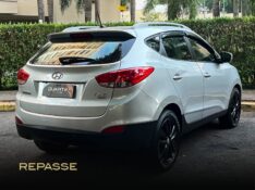 HYUNDAI IX35 IX35 2.0 16V 2WD FLEX MEC. 2013/2014 DUARTE VEÍCULOS PORTO ALEGRE / Carros no Vale