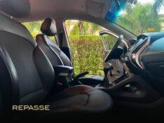 HYUNDAI IX35 IX35 2.0 16V 2WD FLEX MEC. 2013/2014 DUARTE VEÍCULOS PORTO ALEGRE / Carros no Vale
