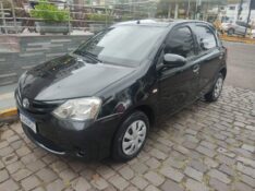 TOYOTA ETIOS XS 1.5 2015/2015 ALTERNATIVA VEÍCULOS LAJEADO / Carros no Vale