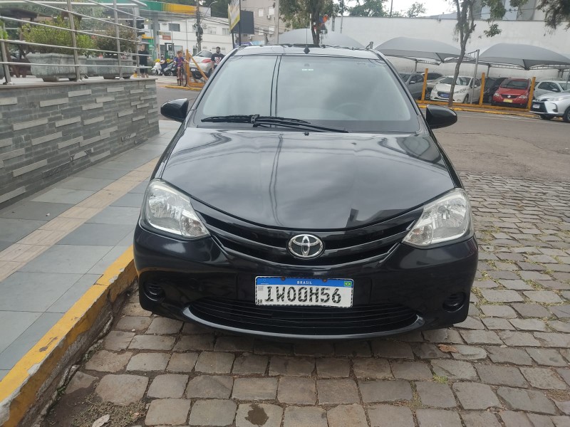 TOYOTA ETIOS XS 1.5 2015/2015 ALTERNATIVA VEÍCULOS LAJEADO / Carros no Vale