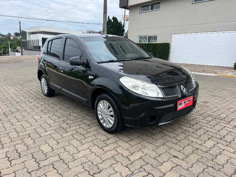 RENAULT SANDERO 1.0 EXPRESSION 16V FLEX 4P MANUAL 2010/2010 ELY AUTOMÓVEIS LAJEADO / Carros no Vale