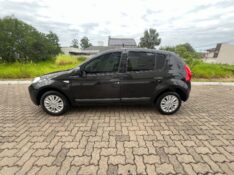 RENAULT SANDERO 1.0 EXPRESSION 16V FLEX 4P MANUAL 2010/2010 ELY AUTOMÓVEIS LAJEADO / Carros no Vale