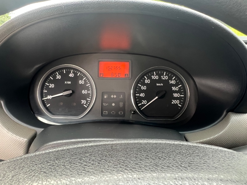 RENAULT SANDERO 1.0 EXPRESSION 16V FLEX 4P MANUAL 2010/2010 ELY AUTOMÓVEIS LAJEADO / Carros no Vale
