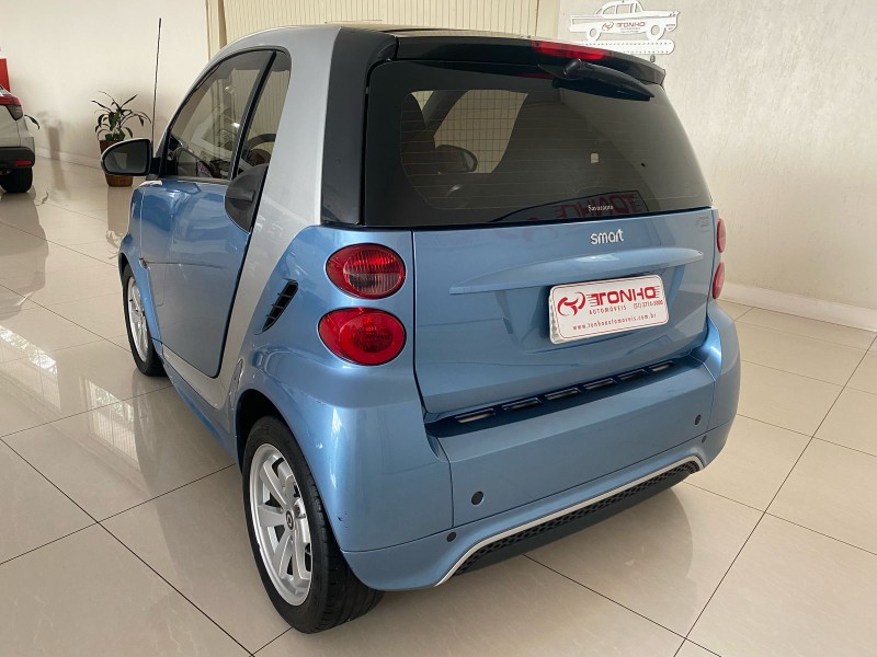 SMART FORTWO COUPE 62 2014/2014 TONHO AUTOMÓVEIS LAJEADO / Carros no Vale