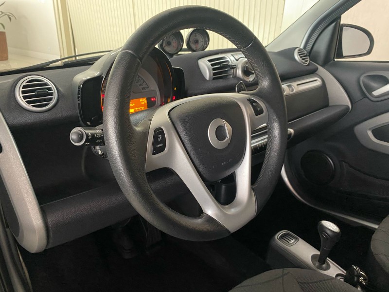 SMART FORTWO COUPE 62 2014/2014 TONHO AUTOMÓVEIS LAJEADO / Carros no Vale