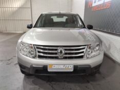 RENAULT DUSTER 1.6 2013/2013 ROSAUTO VEÍCULOS VENÂNCIO AIRES / Carros no Vale