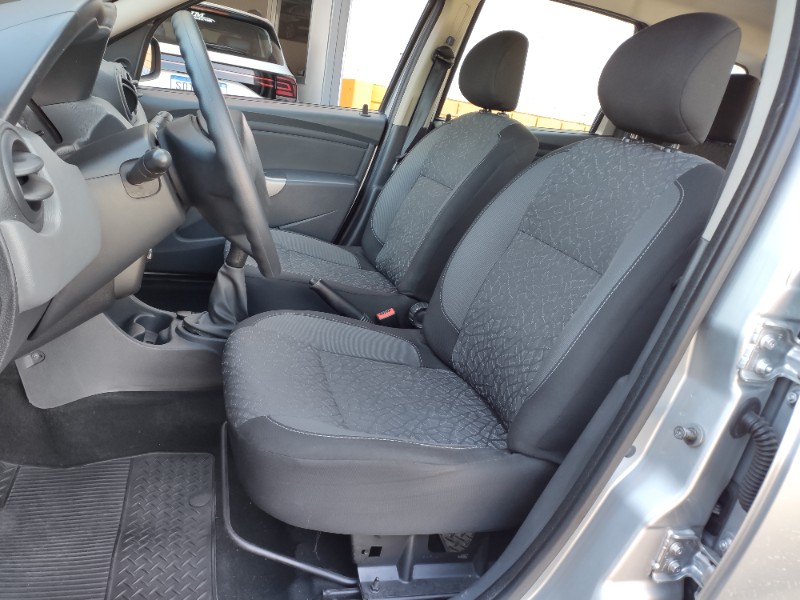 RENAULT DUSTER 1.6 2013/2013 ROSAUTO VEÍCULOS VENÂNCIO AIRES / Carros no Vale