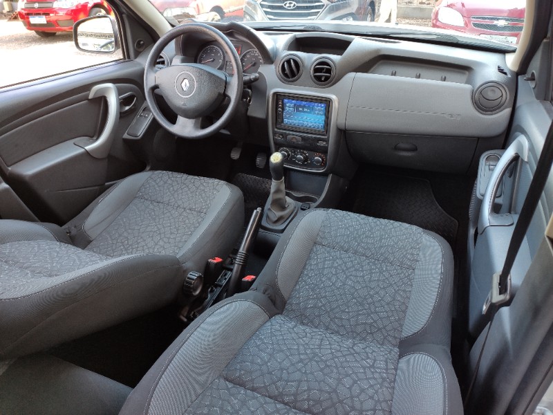 RENAULT DUSTER 1.6 2013/2013 ROSAUTO VEÍCULOS VENÂNCIO AIRES / Carros no Vale