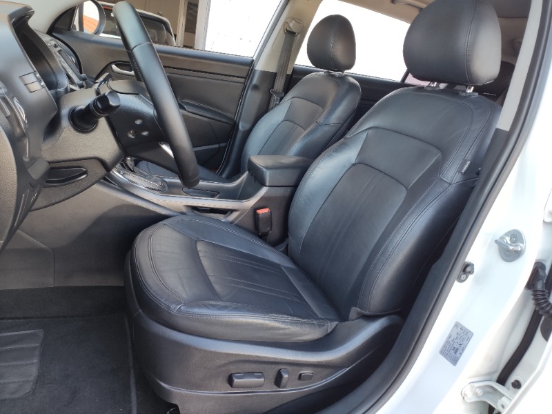 KIA SPORTAGE 2.0 EX 2014/2014 ROSAUTO VEÍCULOS VENÂNCIO AIRES / Carros no Vale