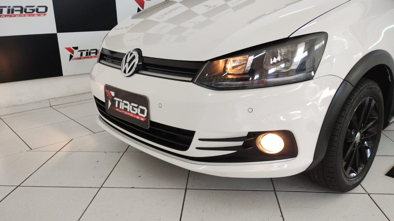VOLKSWAGEN FOX 1.0 MPI TRACK 12V 2016/2016 TIAGO AUTOMÓVEIS VENÂNCIO AIRES / Carros no Vale