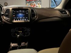 JEEP COMPASS 2.0 16V LONGITUDE 2017/2017 JM AUTOMÓVEIS VENÂNCIO AIRES / Carros no Vale