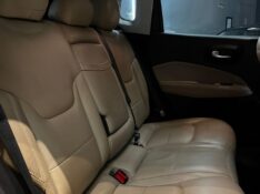 JEEP COMPASS 2.0 16V LONGITUDE 2017/2017 JM AUTOMÓVEIS VENÂNCIO AIRES / Carros no Vale