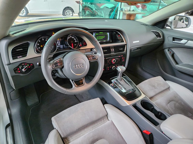 AUDI A5 SPORTBACK AMBITION QUATTRO 2012/2013 TS VEÍCULOS ANTA GORDA / Carros no Vale