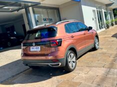 VOLKSWAGEN T-CROSS HIGHLINE 1.4 250 TSI 16V 2019/2020 SÉTIMA VEÍCULOS GUAPORÉ / Carros no Vale