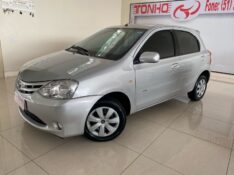 TOYOTA ETIOS 1.3 XS 2013 2013/2013 TONHO AUTOMÓVEIS LAJEADO / Carros no Vale