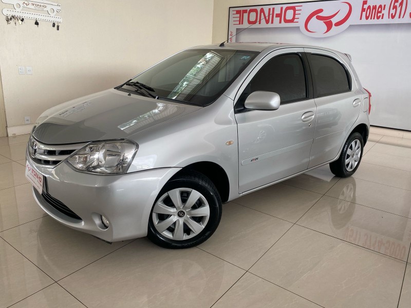 TOYOTA ETIOS 1.3 XS 2013 2013/2013 TONHO AUTOMÓVEIS LAJEADO / Carros no Vale