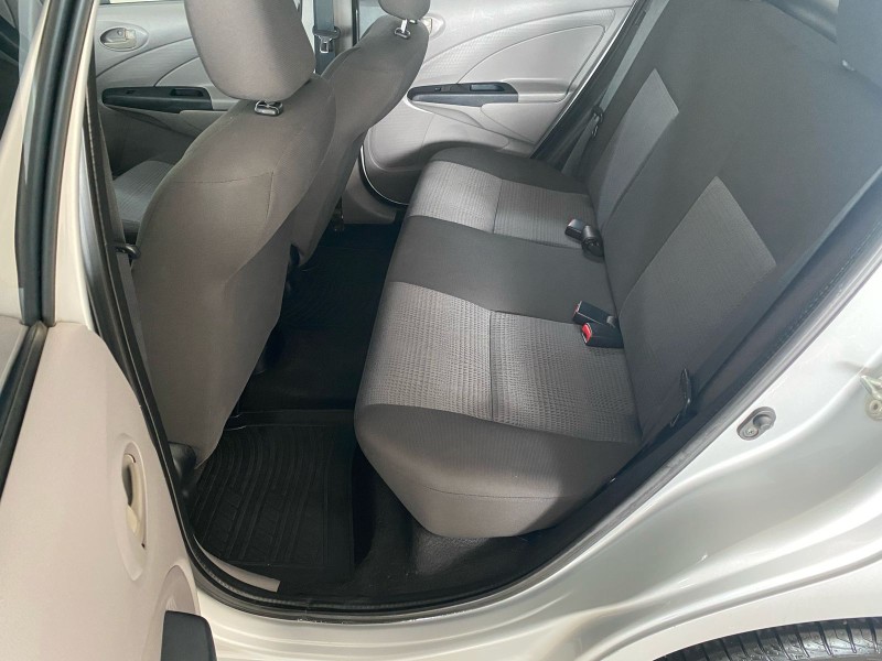 TOYOTA ETIOS 1.3 XS 2013 2013/2013 TONHO AUTOMÓVEIS LAJEADO / Carros no Vale